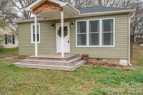 1063 W Hwy 150 Highway Lincolnton NC 28092