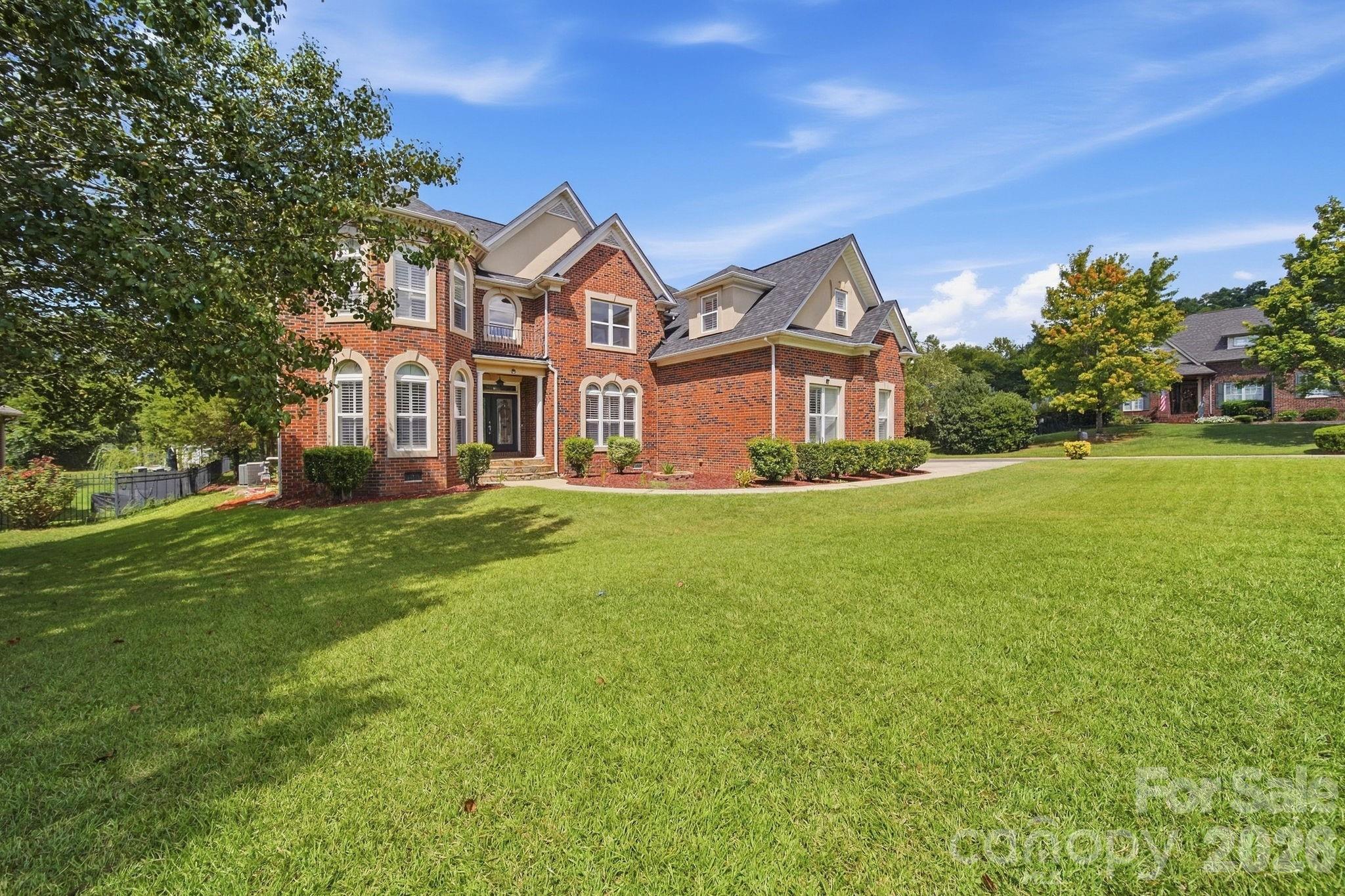 200 Thompson Court