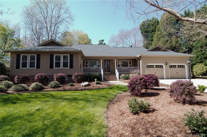 OVER THE TOP MOVE IN READY RANCH W/UPSTAIRS IN RIVER HILLS!ENTIRE HOME HAS BEEN UPDATED & RENOVATED,HARDWOODS EVERYWHERE,ALL NEW APPLIANCES,NEW HOT WATER HEATER,NEW ROOF,NEW WINDOWS,NEW GARAGE DOORS & ELECTRIC DOG FENCE AND DID I MENTION ON THE GOLF COURSE! OUTDOOR LIVING AREA IS HUGE W BUILT IN SEATING & SCREENED PORCH TO ENJOY LAZY AFTERNOONS.HOME HAS BEEN WELL MAINTAINED AND IT SHOWS!GOOD FLOW,LIGHT FILLED &HAPPY PLACE!  GATED COMMUNITY & AWARD WINNING CLOVER SCHOOLS!BEAUTIFUL VIEW OF PAR 3