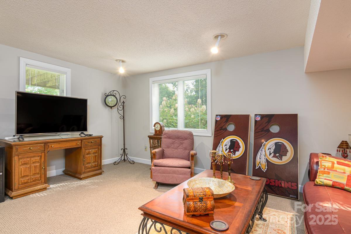 Sugar Hollow Farms - Residential