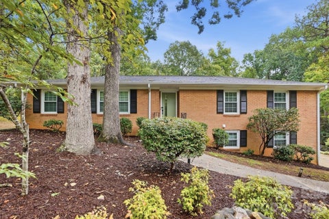Photo of 1814 Summerhill Drive, Charlotte, NC 28212 (MLS # 4421156)