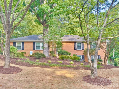 Photo of 1814 Summerhill Drive, Charlotte, NC 28212 (MLS # 4421156)