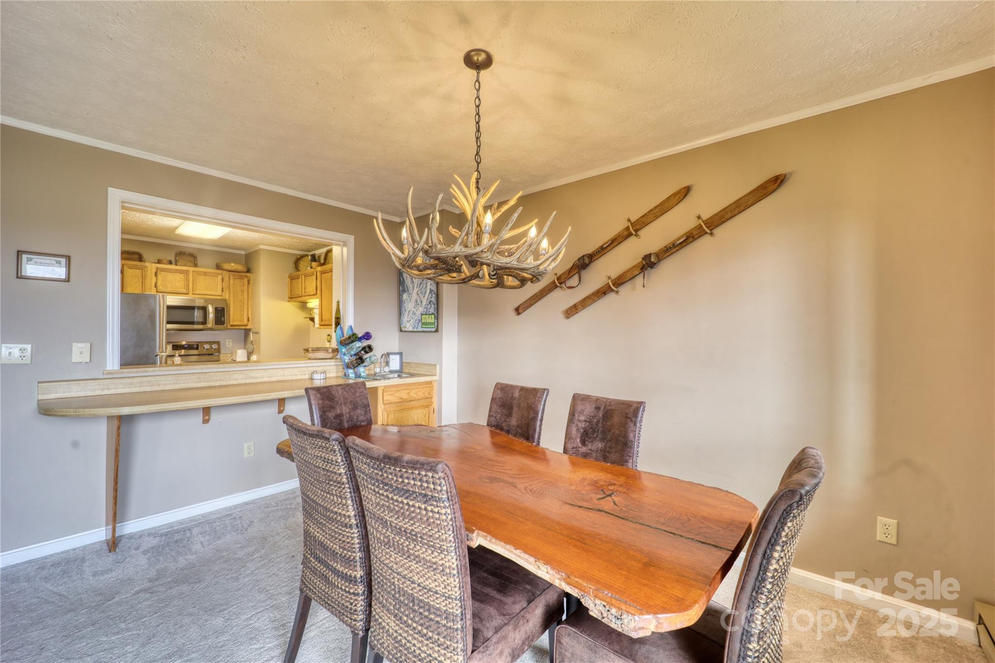105 Sugar Ski Drive 512