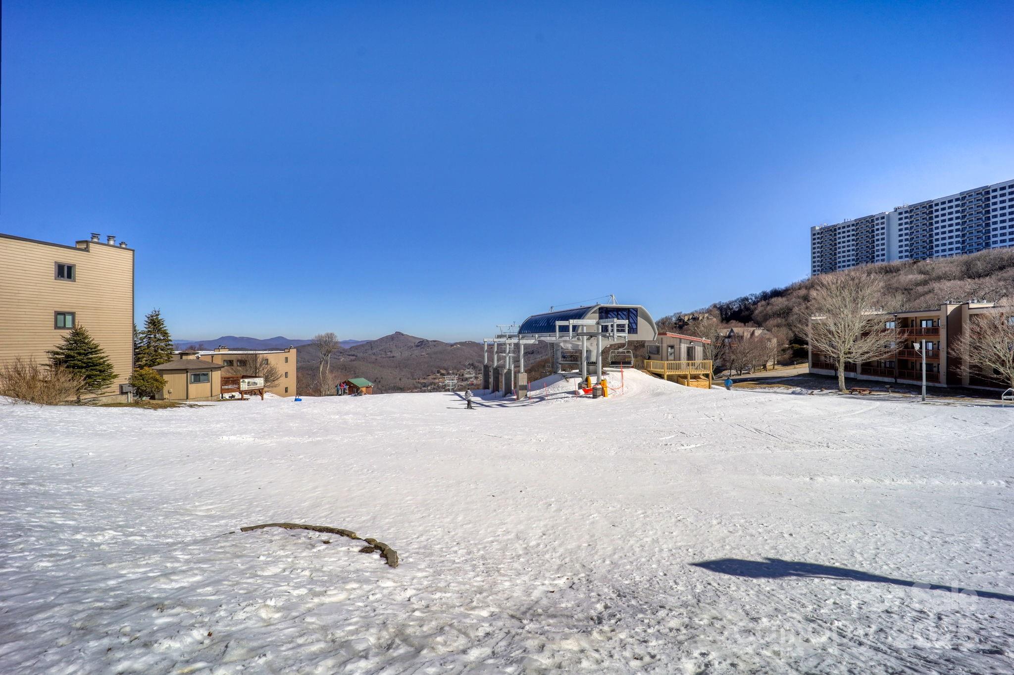 105 Sugar Ski Drive 512