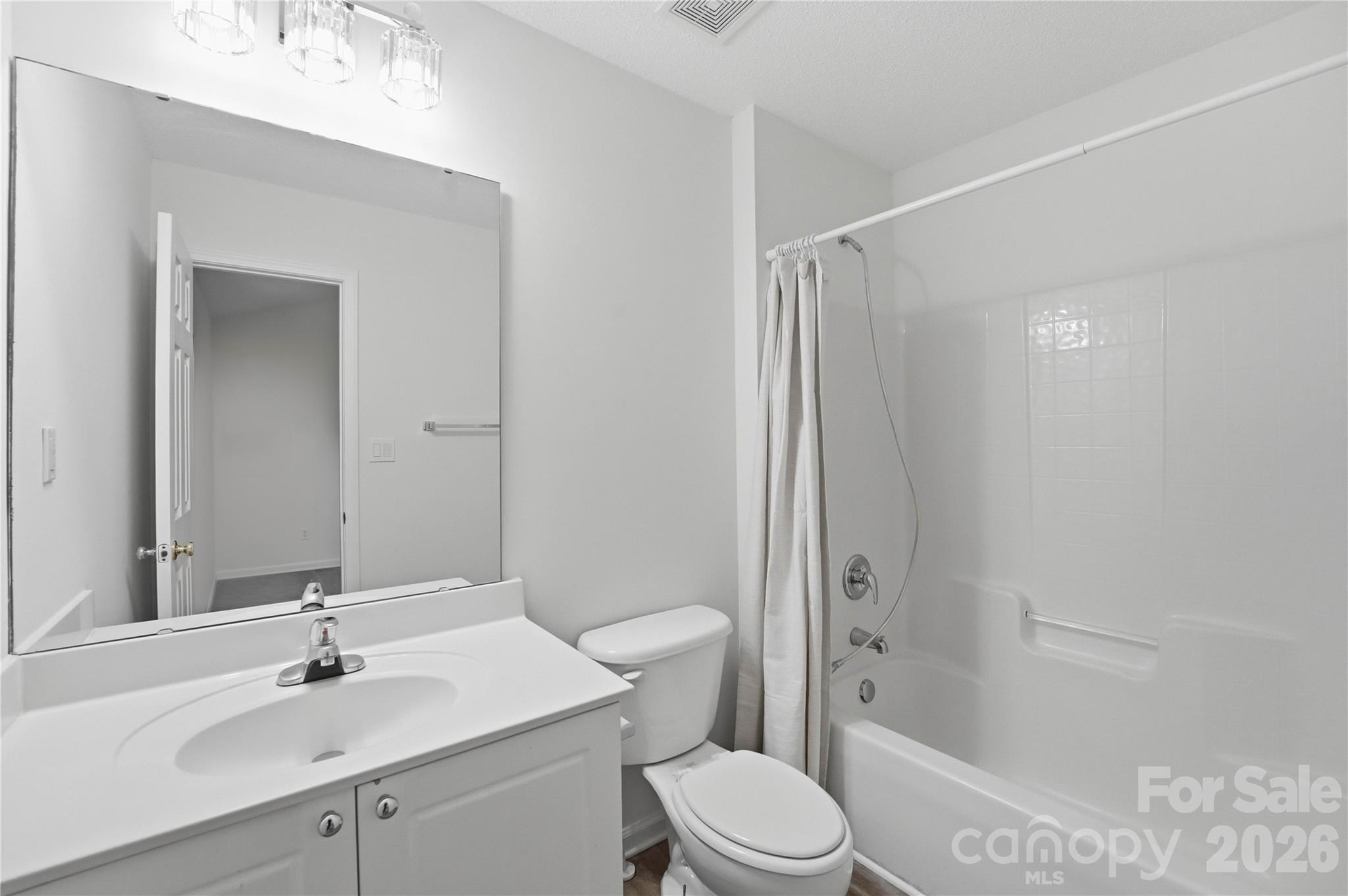 Savannah Townhomes - Residential