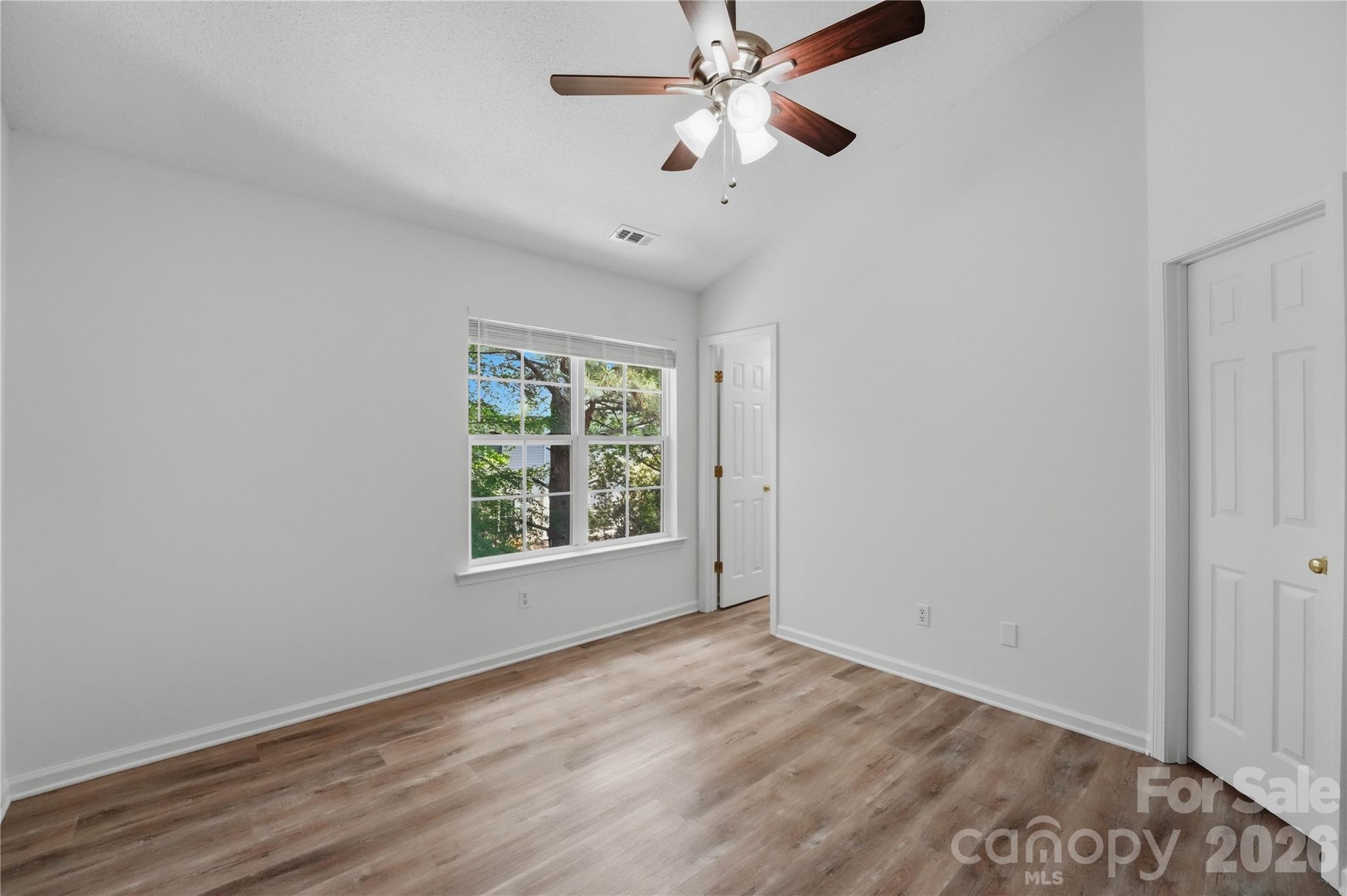 Savannah Townhomes - Residential