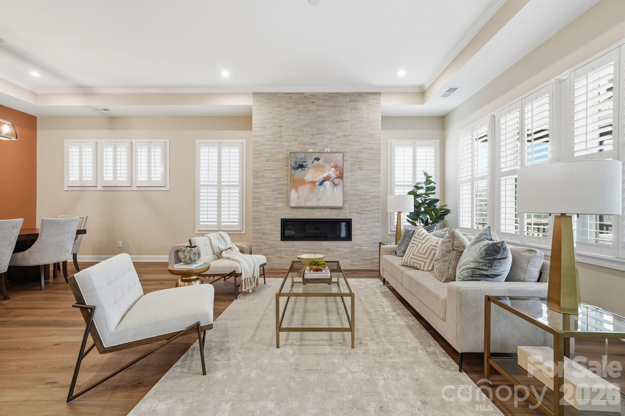 1018 Lake Como Drive