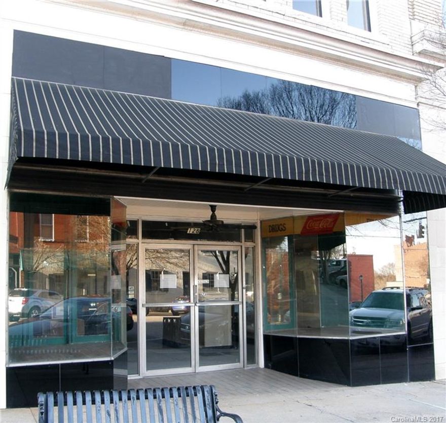 Be the innovative tenant to lease this jewel in Busy Downtown Salisbury! This property offers many opportunities in addition to a restaurant, bar, retail, etc.  See photos for soda shop with all original equipment. Landlord willing to work with potential tenants with regard to up-fit, etc. Be in the 100 block of Main Street (near The Square) with the business of your dreams!