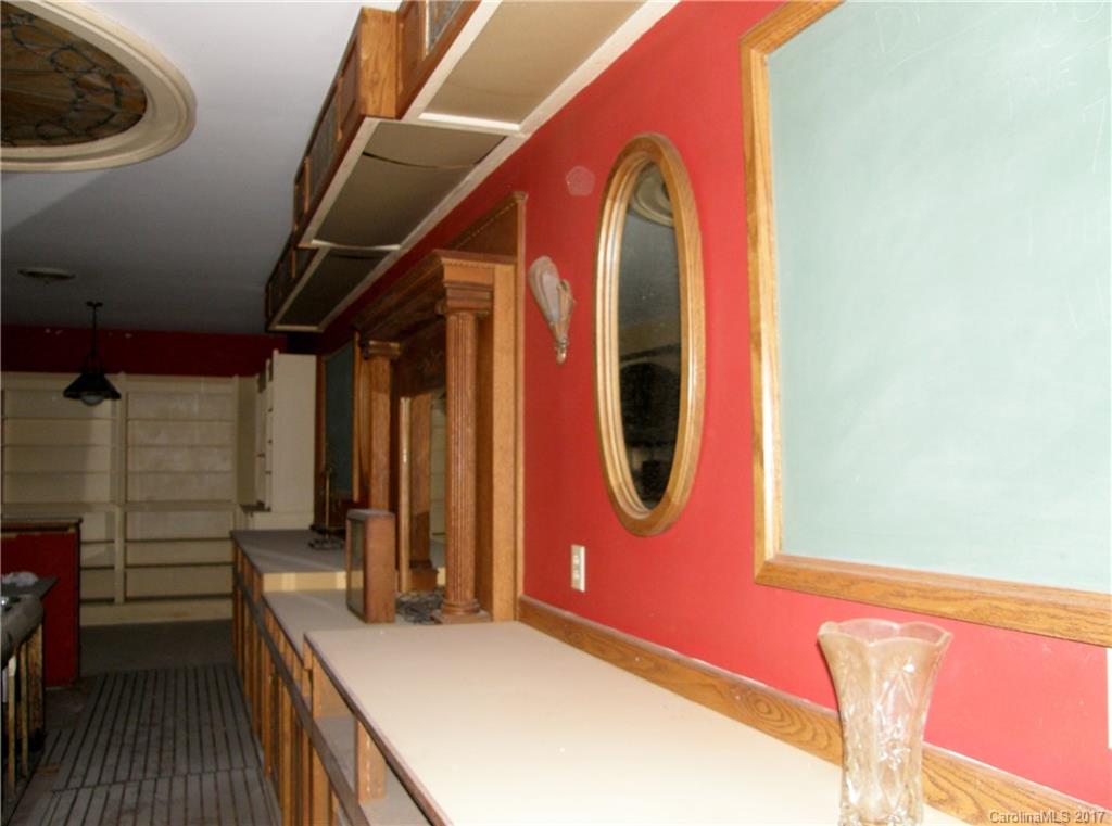 None - Commercial Lease