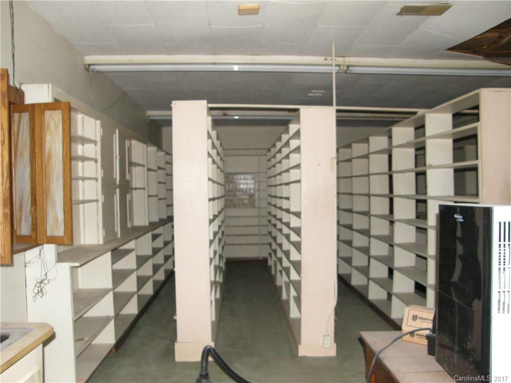 None - Commercial Lease
