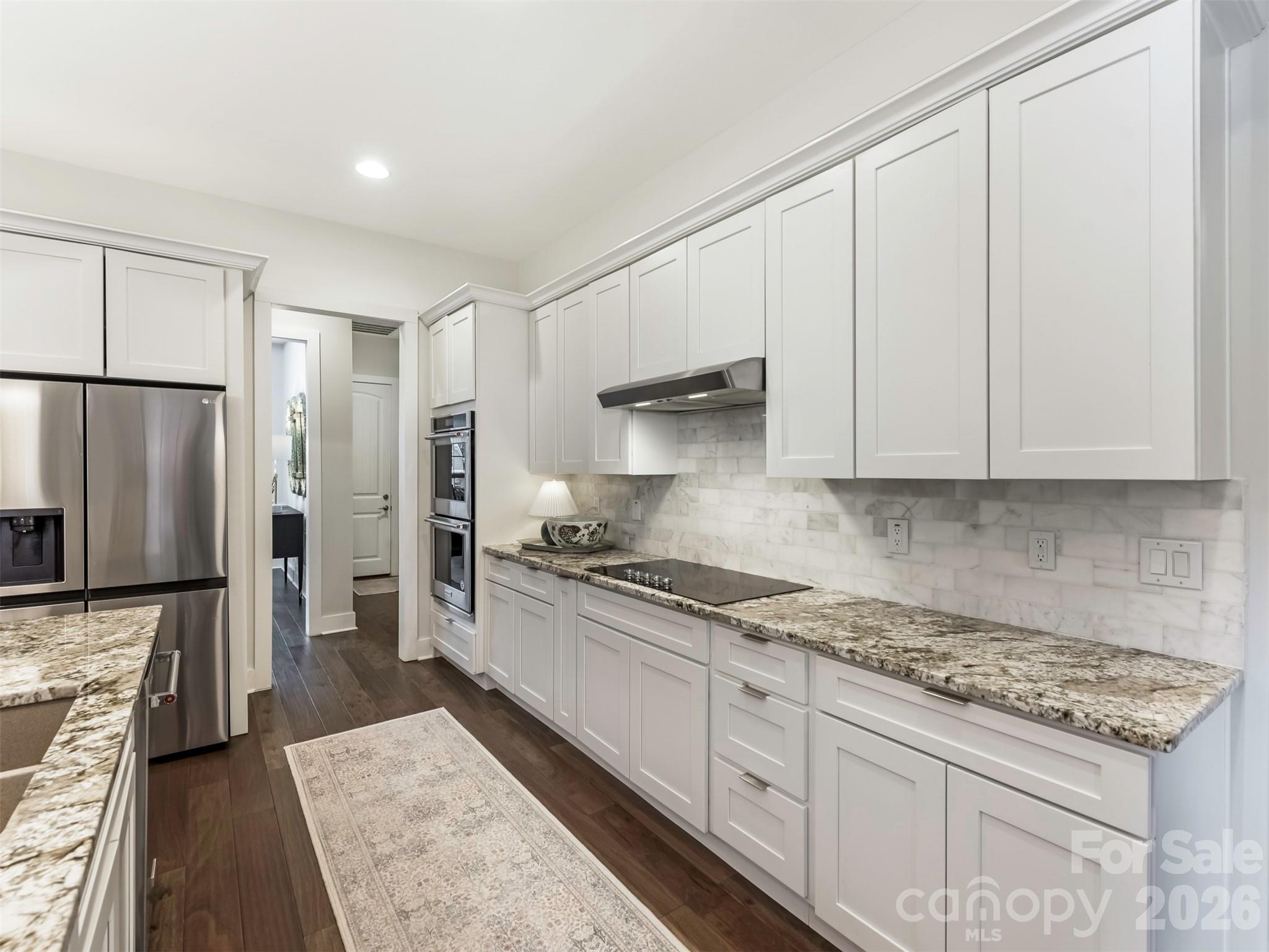 Lakepoint - Residential