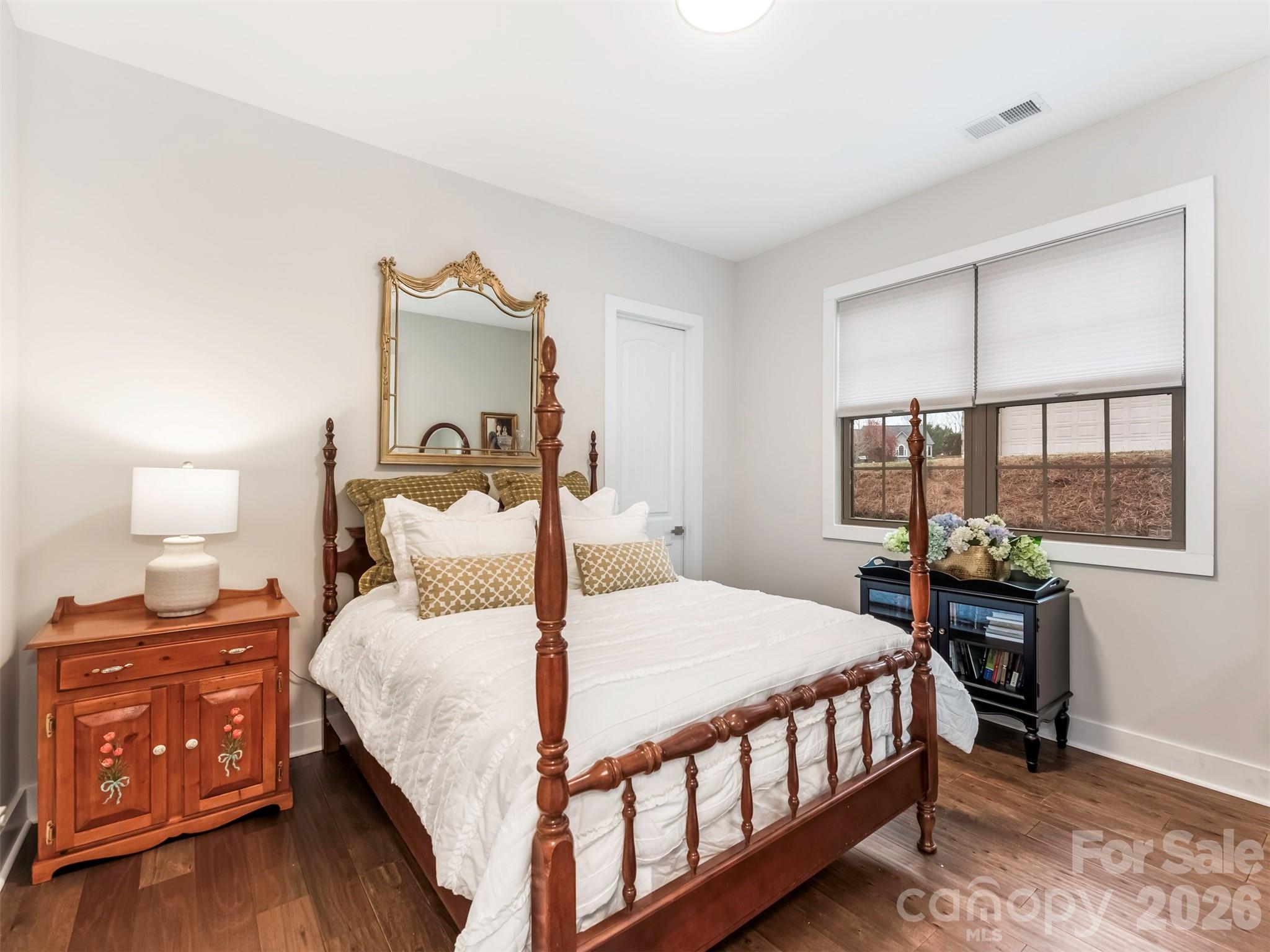 Lakepoint - Residential