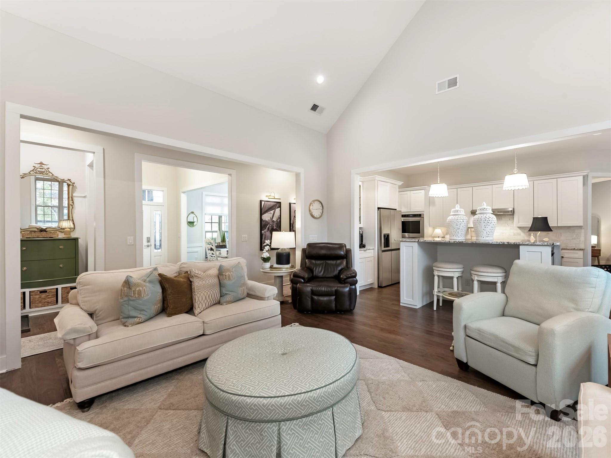 Lakepoint - Residential