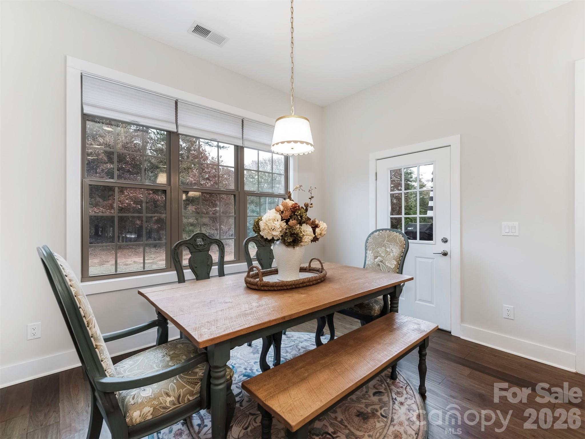 Lakepoint - Residential