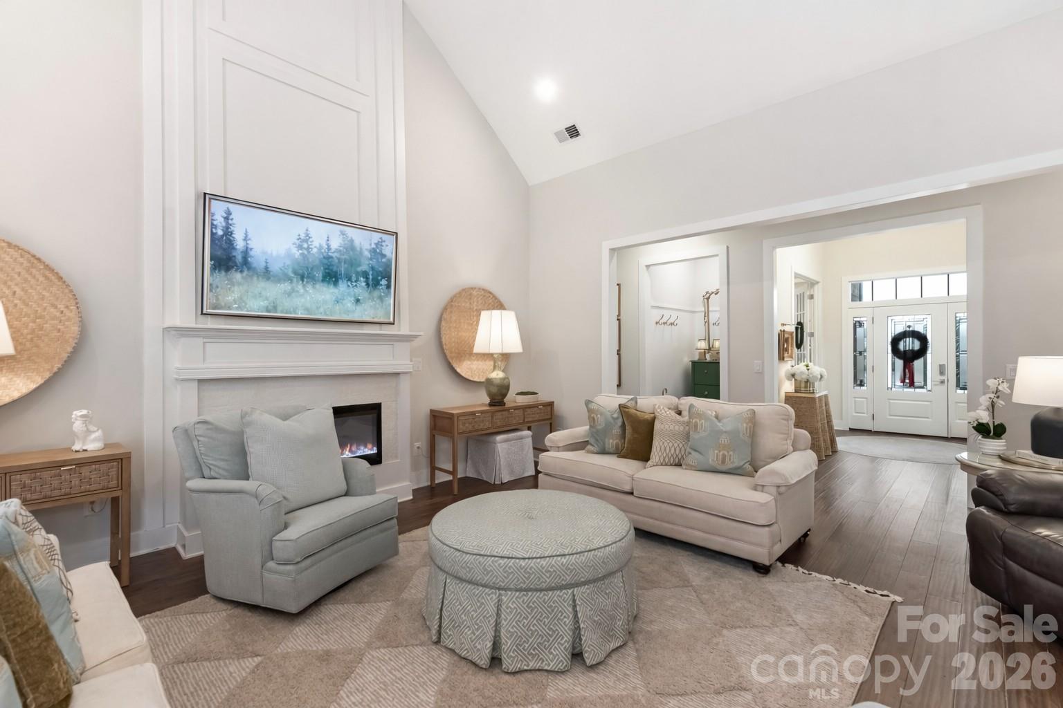 Lakepoint - Residential