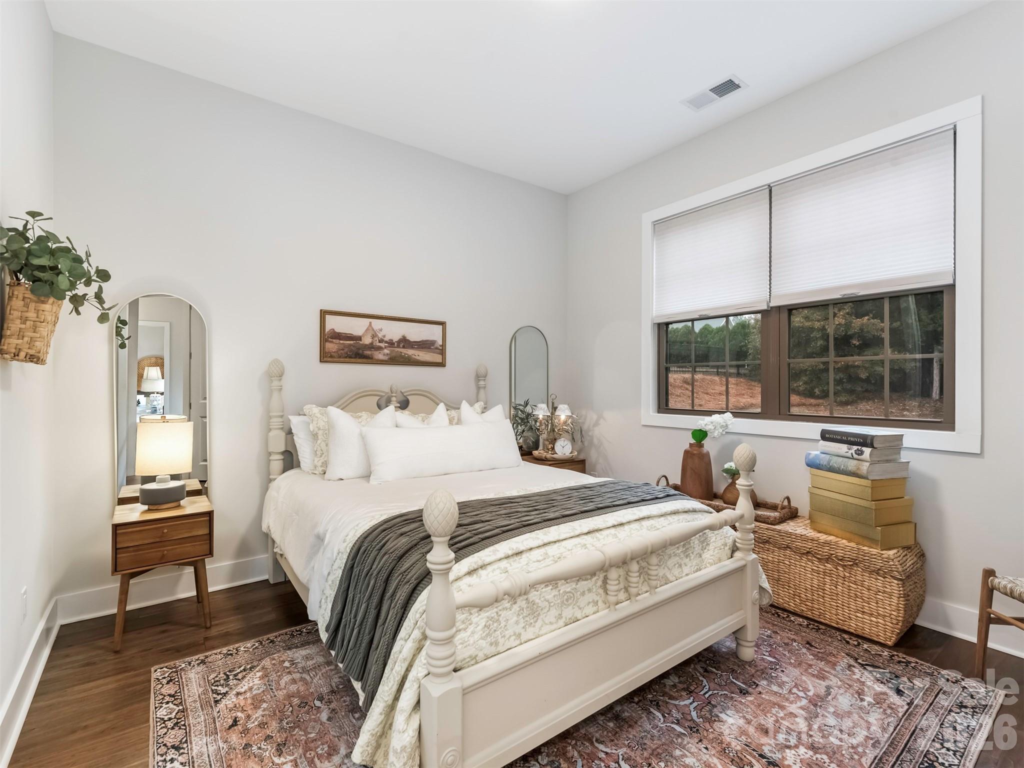 Lakepoint - Residential