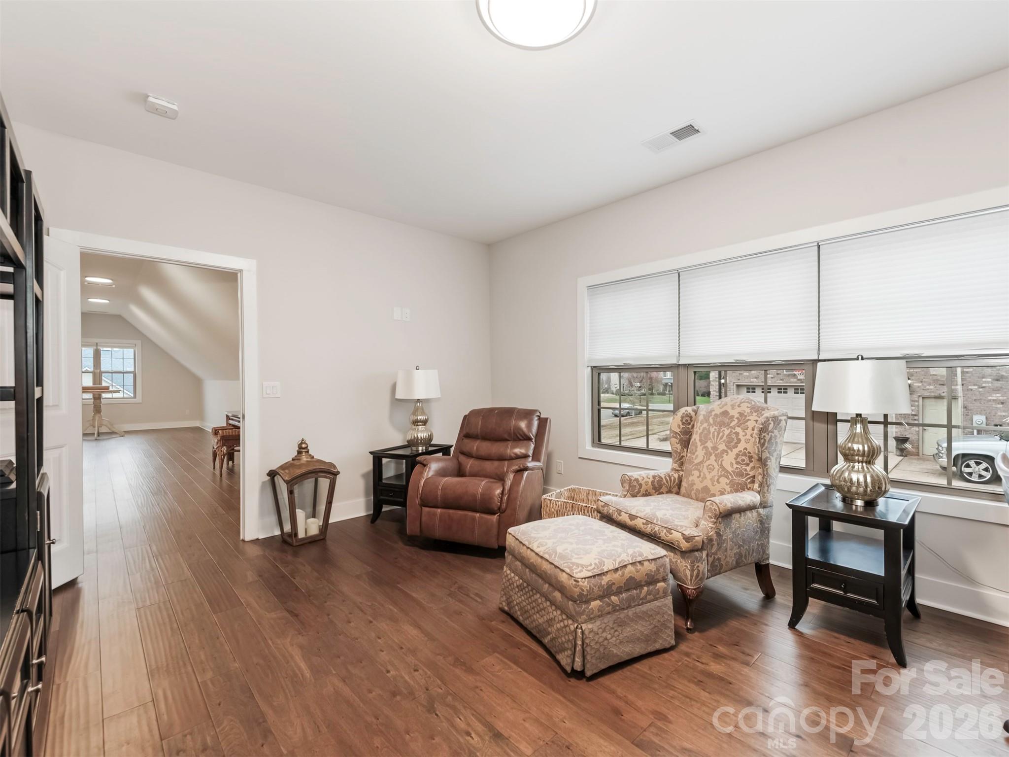 Lakepoint - Residential