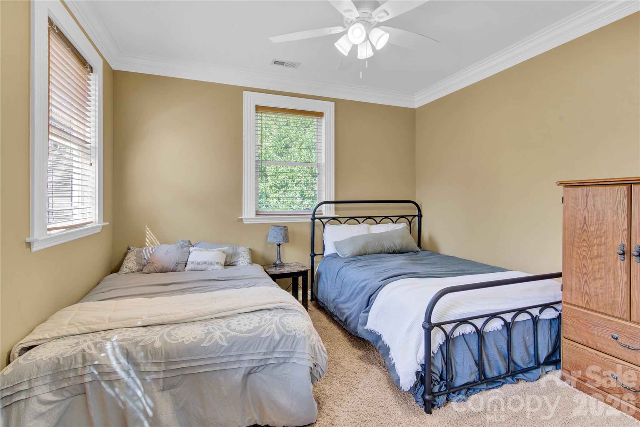 English Hills - Residential