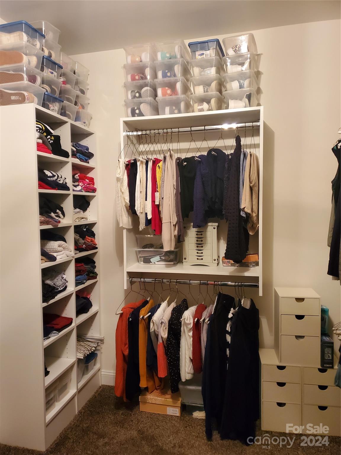 Cobblestone Manor - Residential