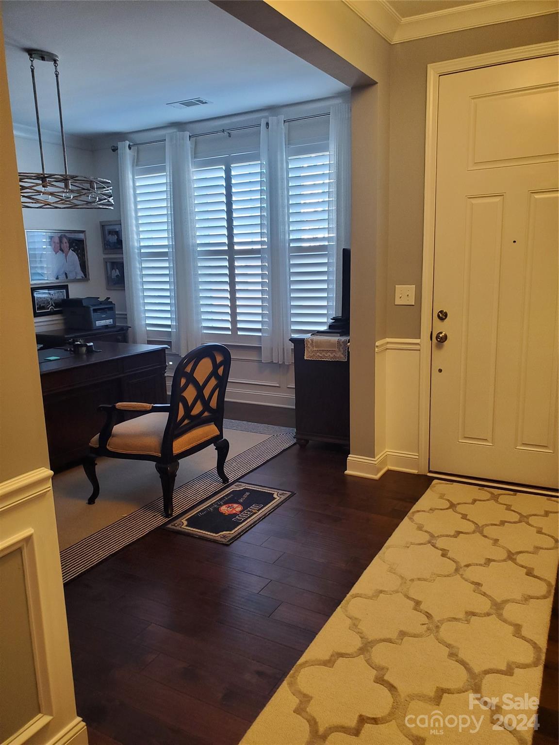 Cobblestone Manor - Residential