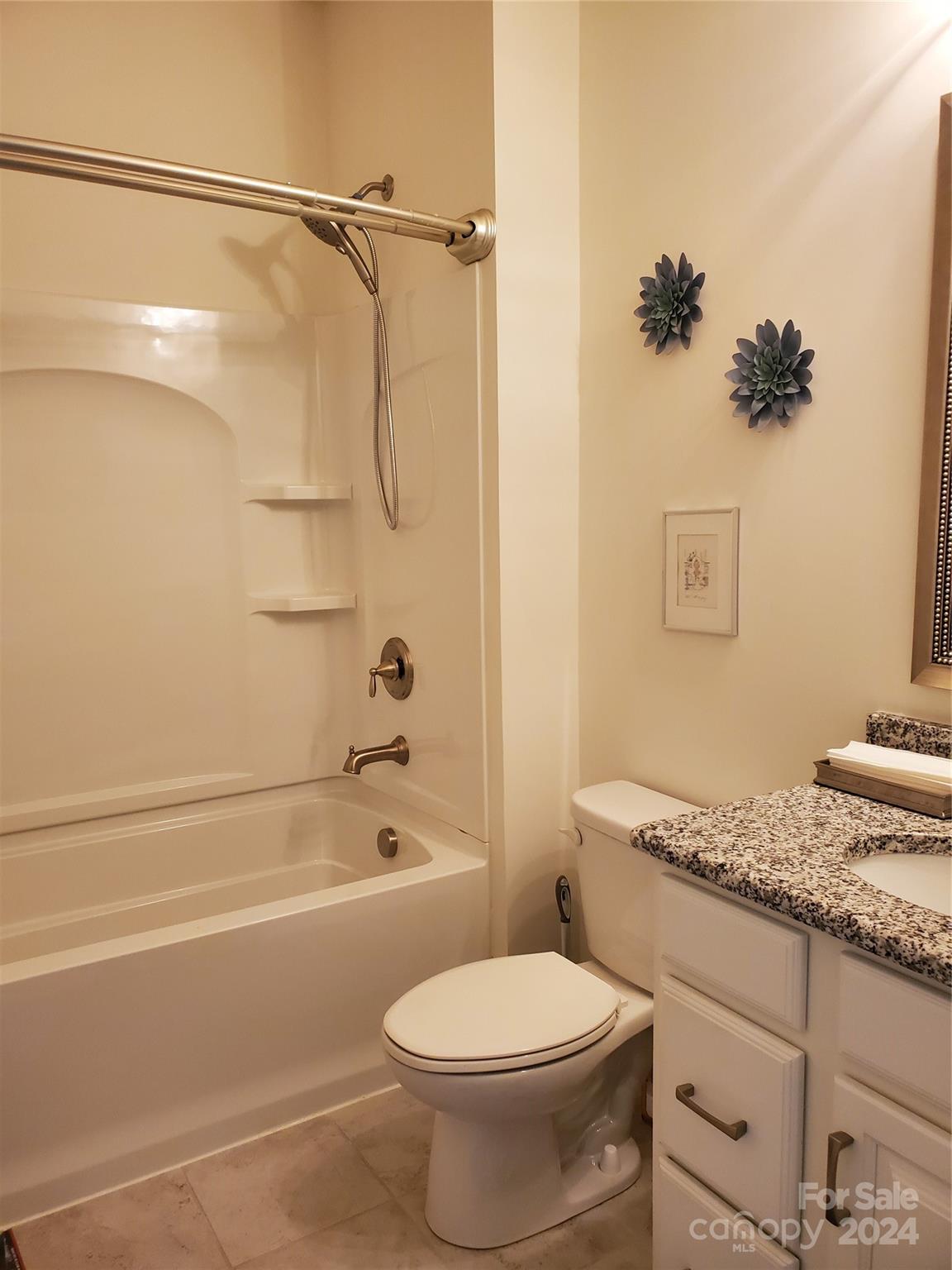 Cobblestone Manor - Residential