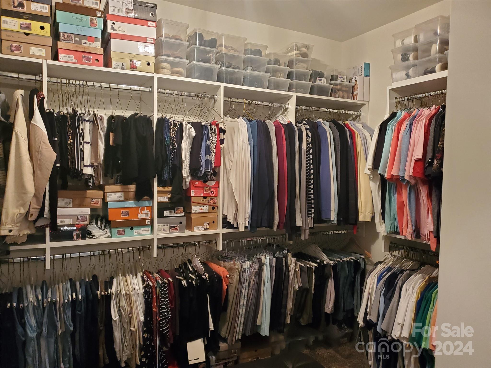 Cobblestone Manor - Residential