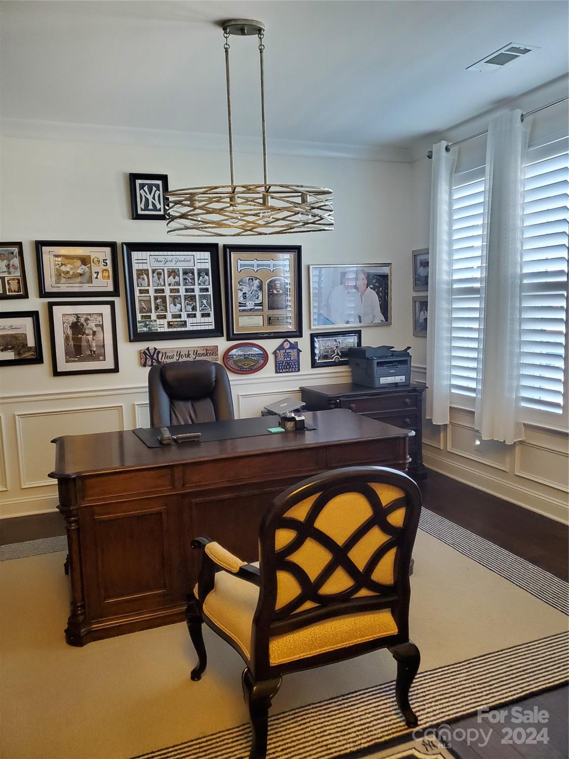 Cobblestone Manor - Residential