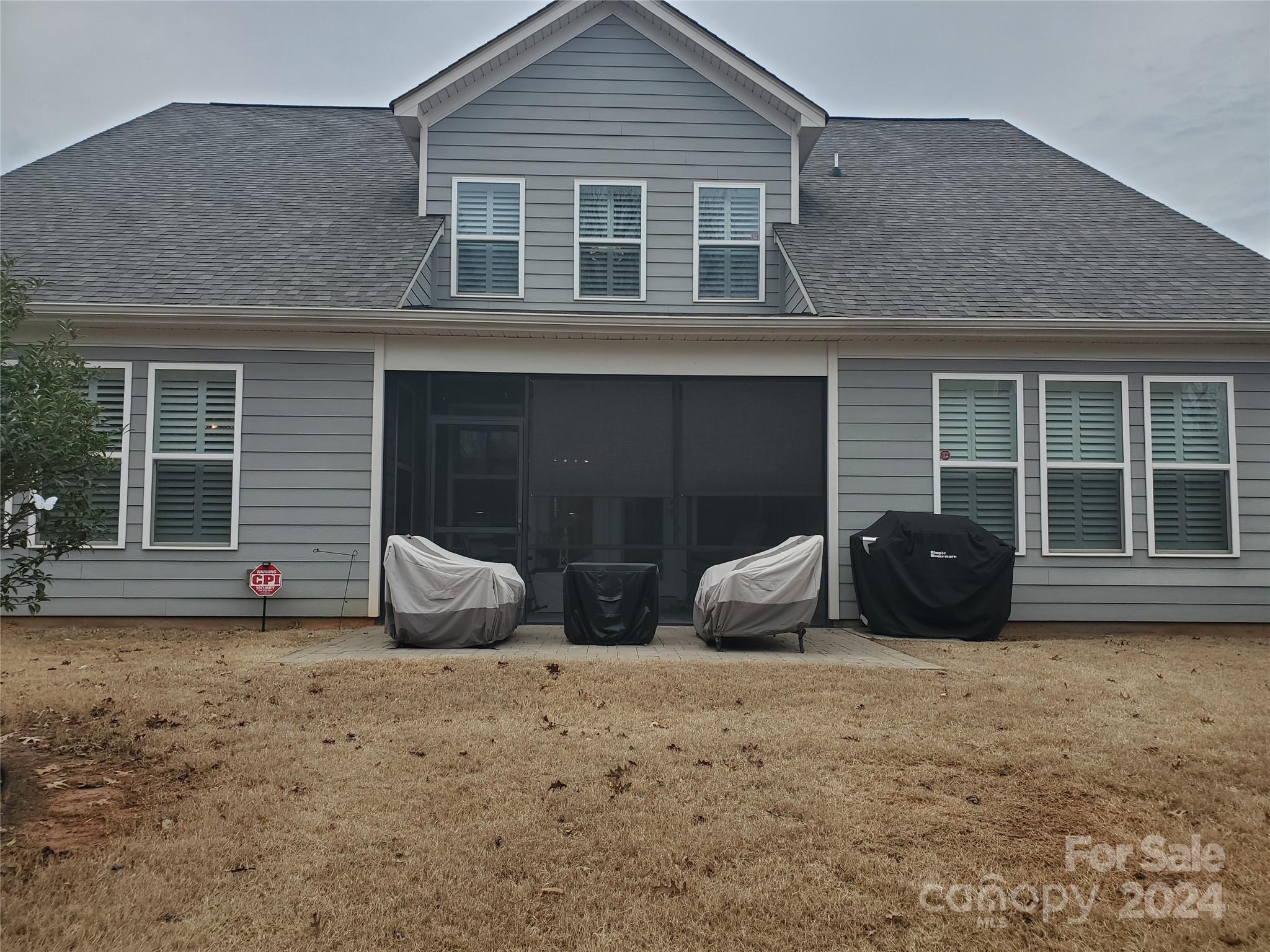 Cobblestone Manor - Residential