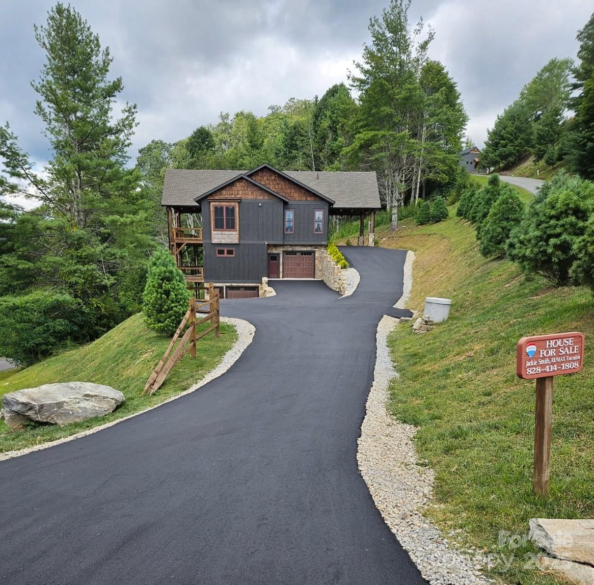 750 Silver Springs Drive W 43