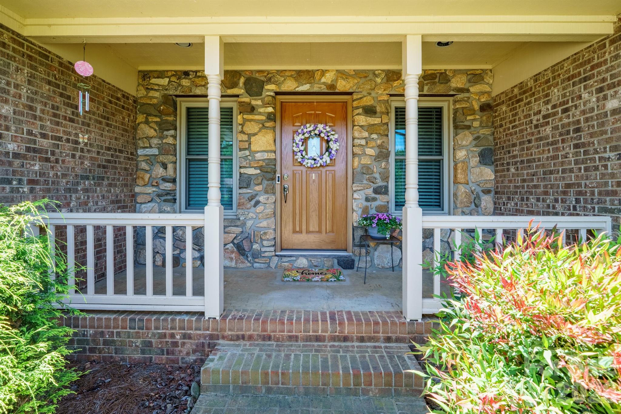 725 Sunridge Drive 18