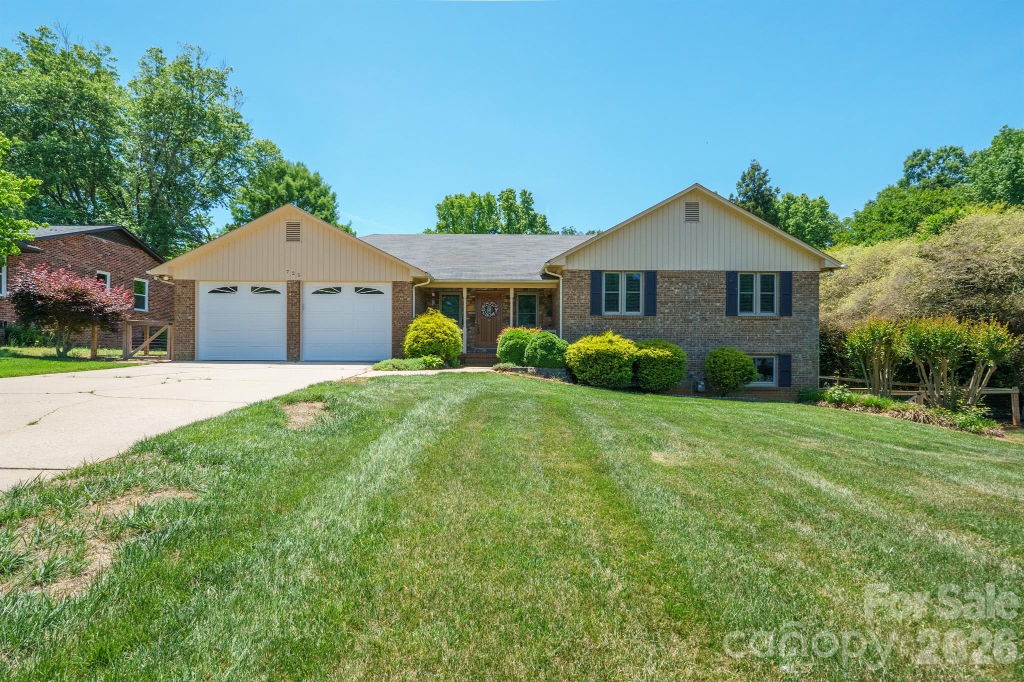 725 Sunridge Drive 18