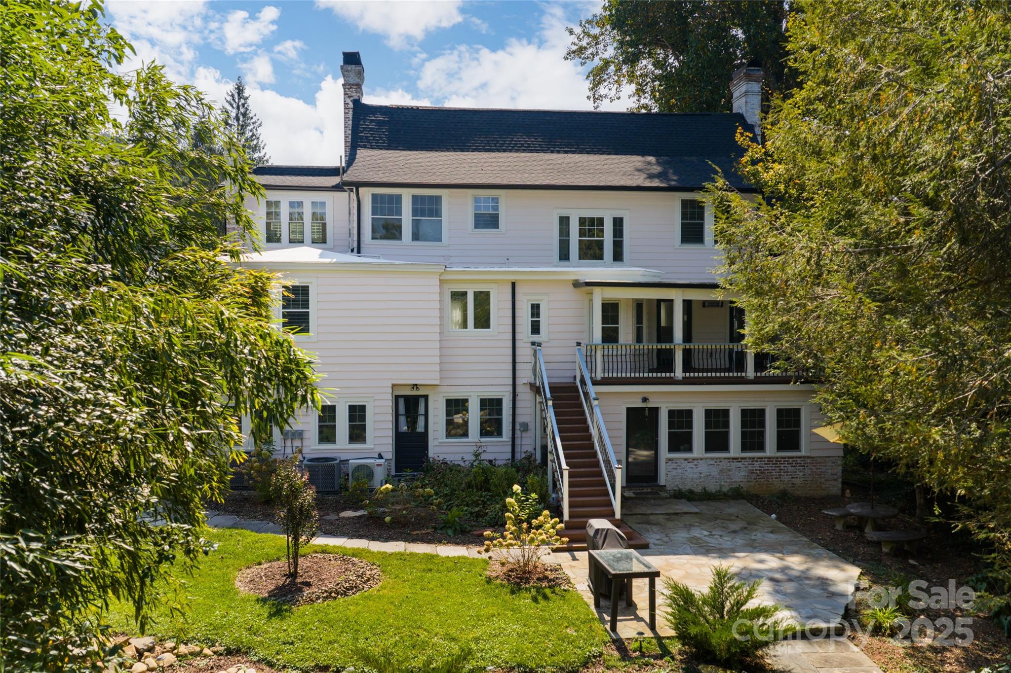 55 Edgemont Road