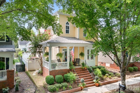 Photo of 17525 Calverton Road, Huntersville, NC 28078 (MLS # 4413814)