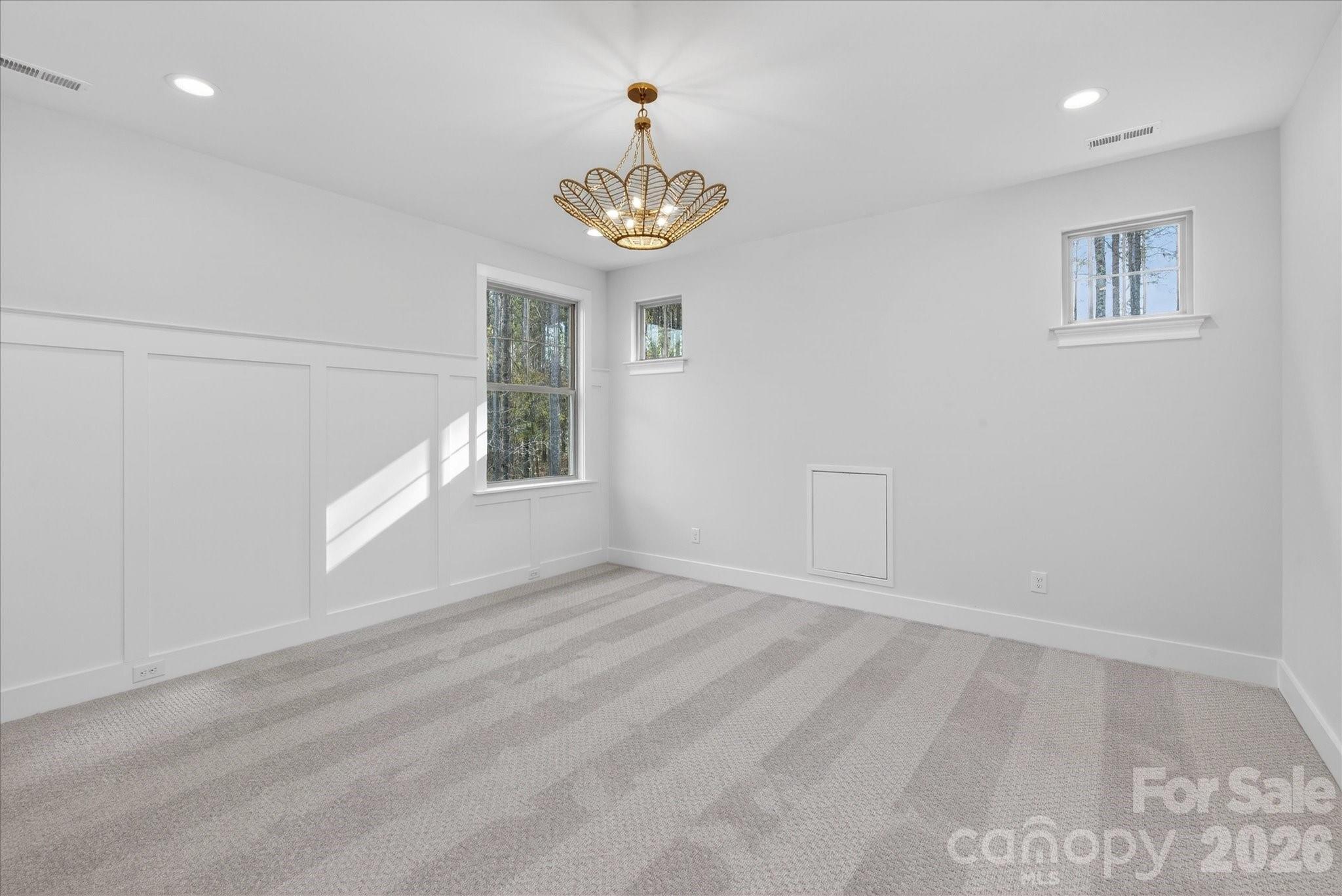 Riverchase Estates - Residential