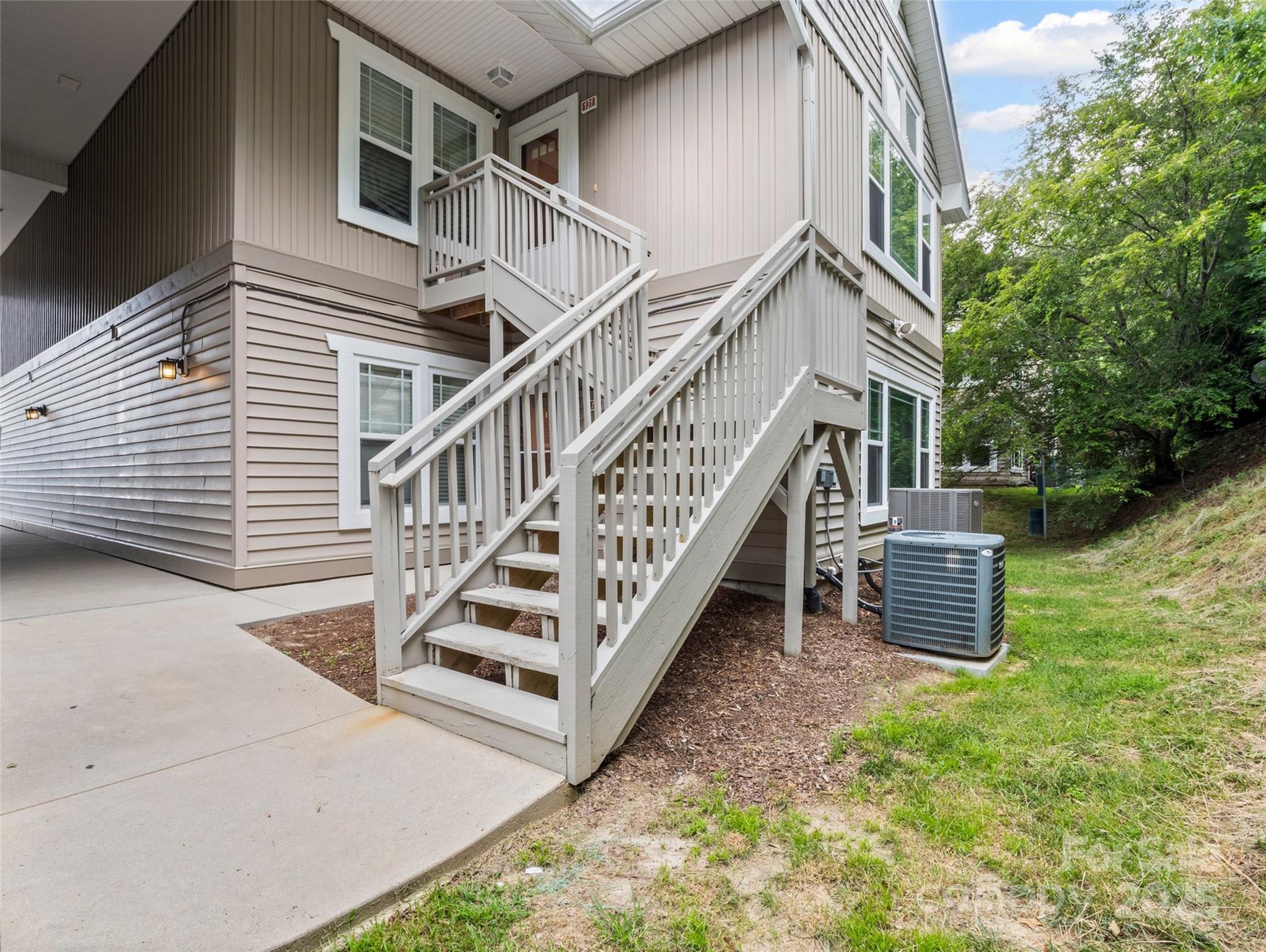 131 Morningside Lane
