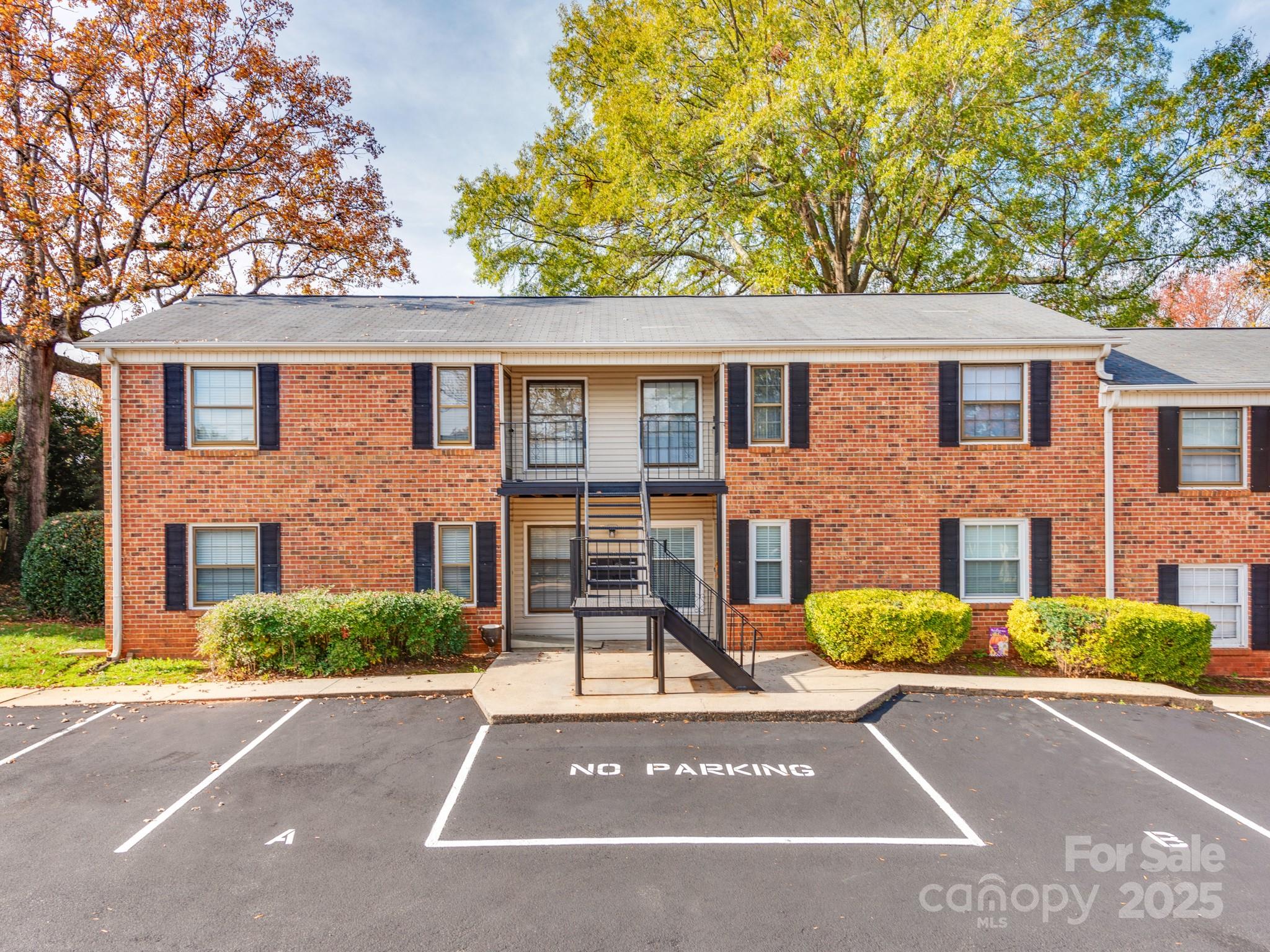 5903 Quail Hollow Road D