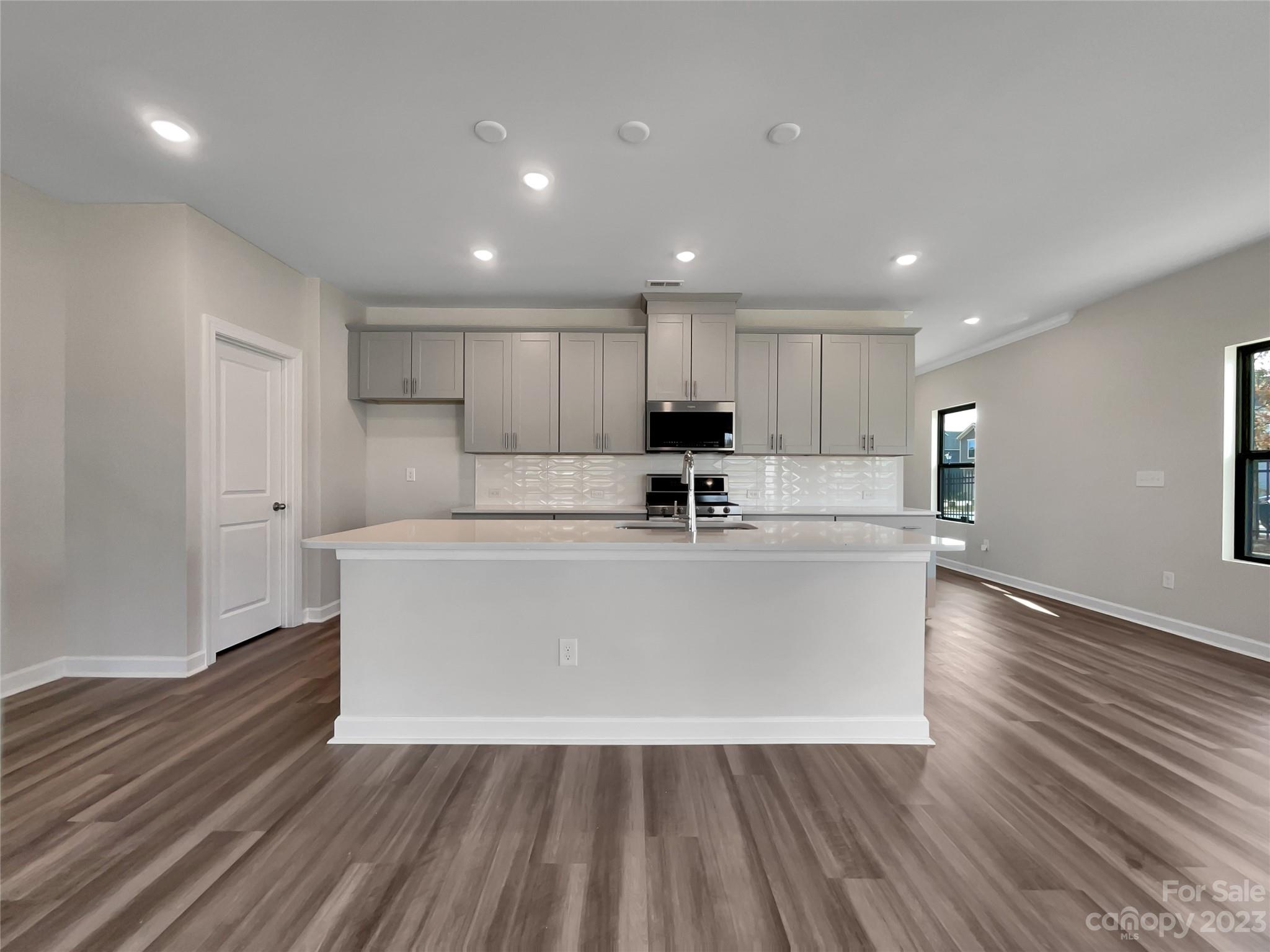 Larkhaven Hills - Residential