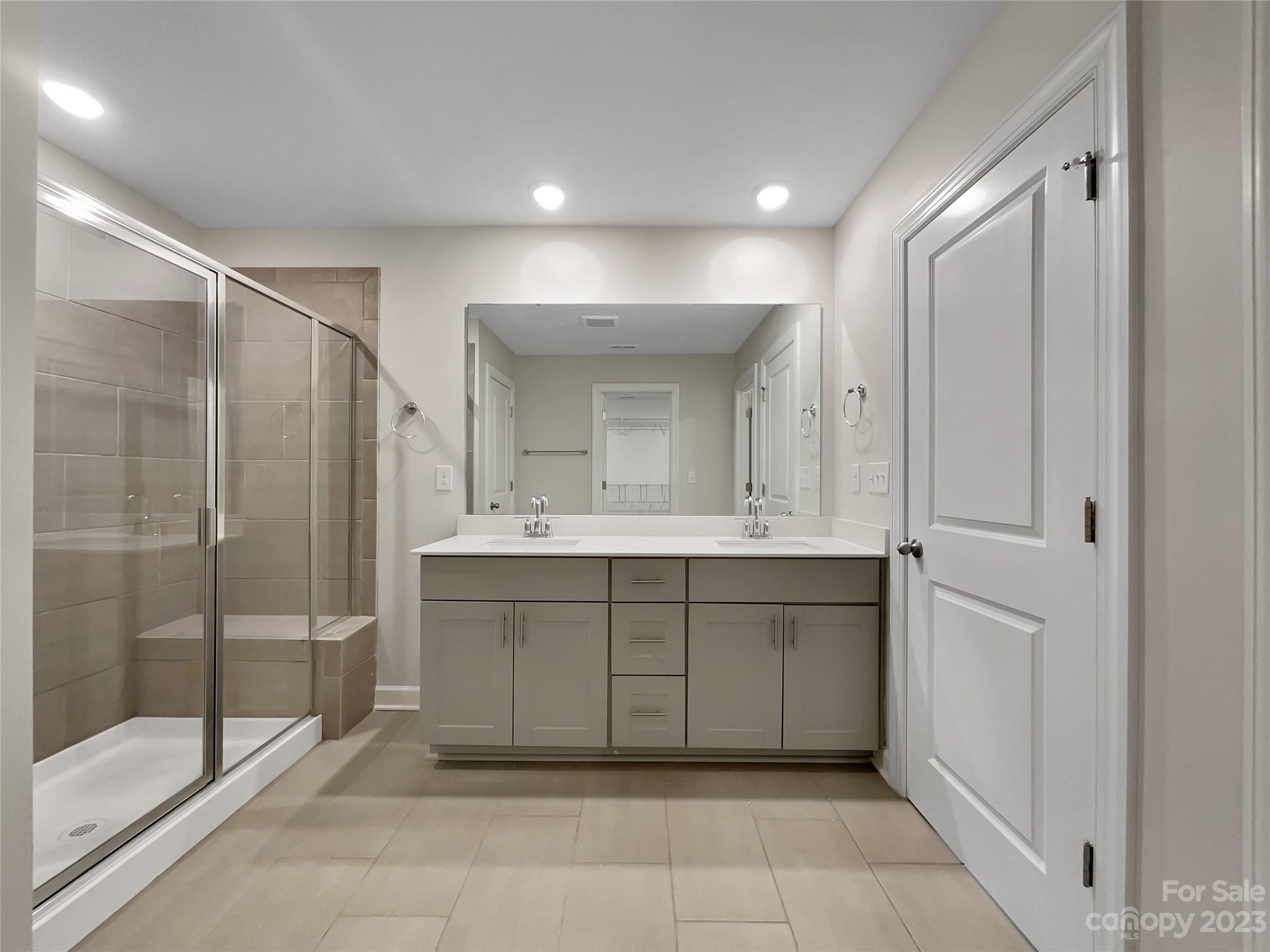 Larkhaven Hills - Residential