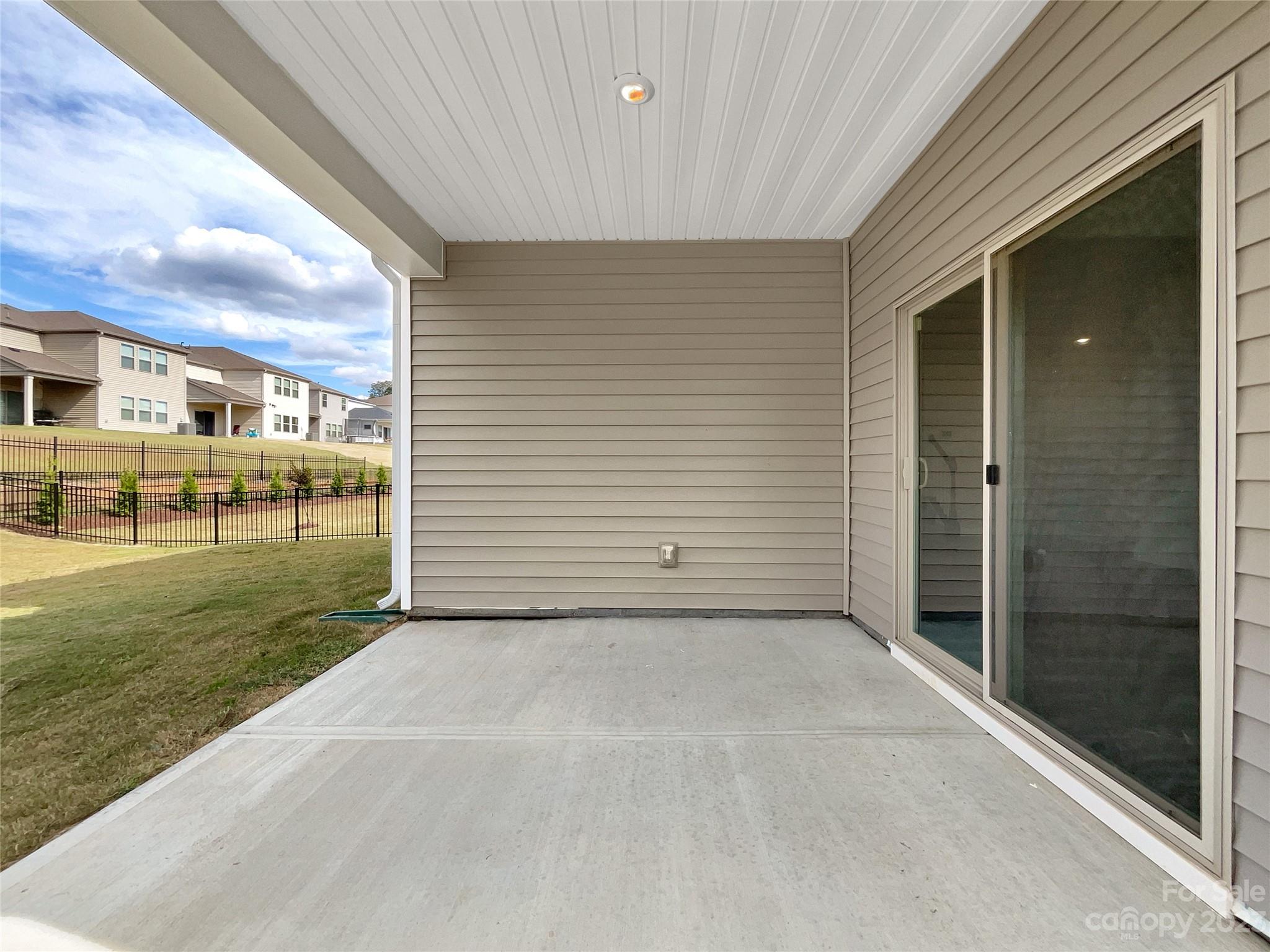 Larkhaven Hills - Residential