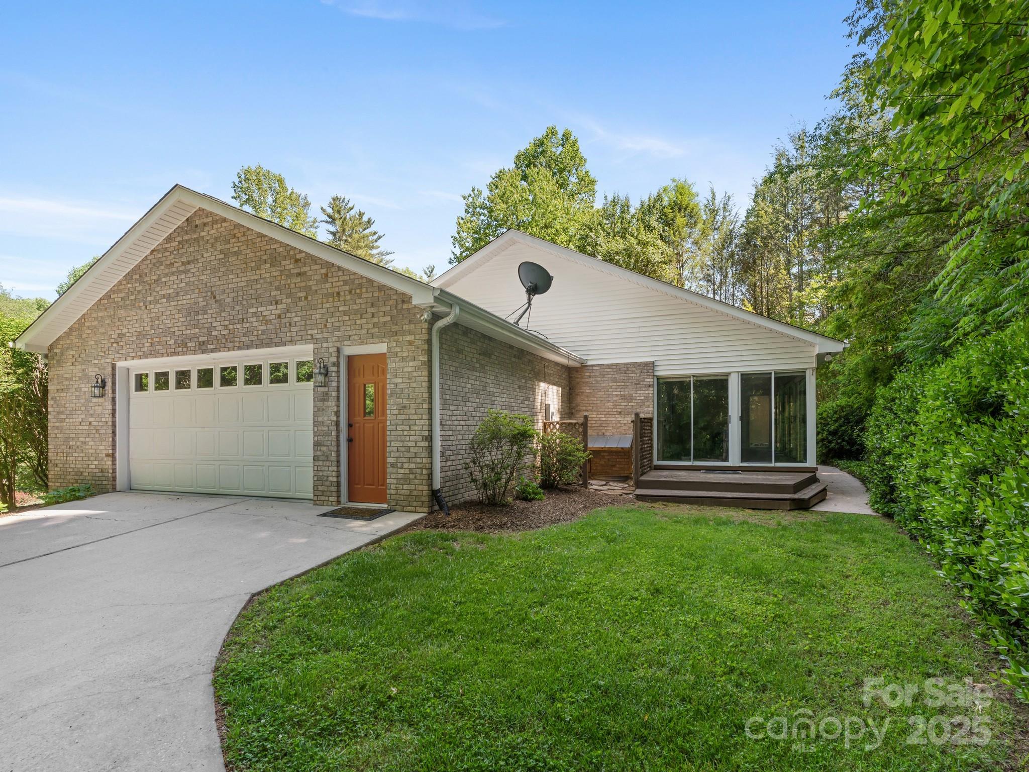 18 Westbridge Drive