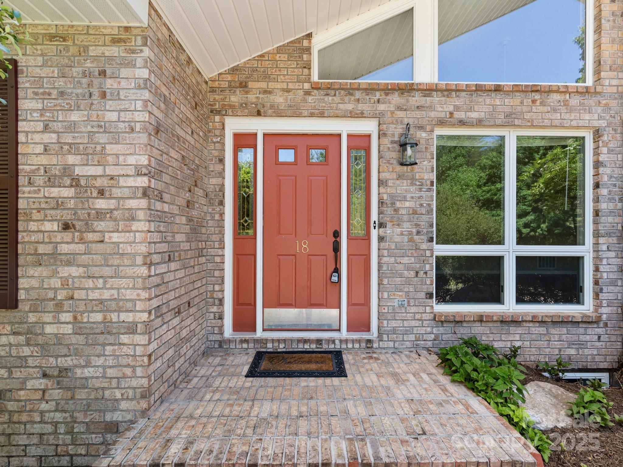18 Westbridge Drive
