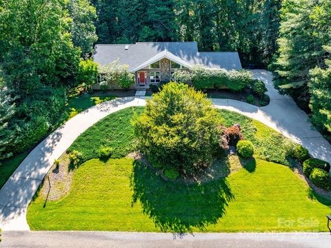 18 Westbridge Drive Hendersonville NC 28739