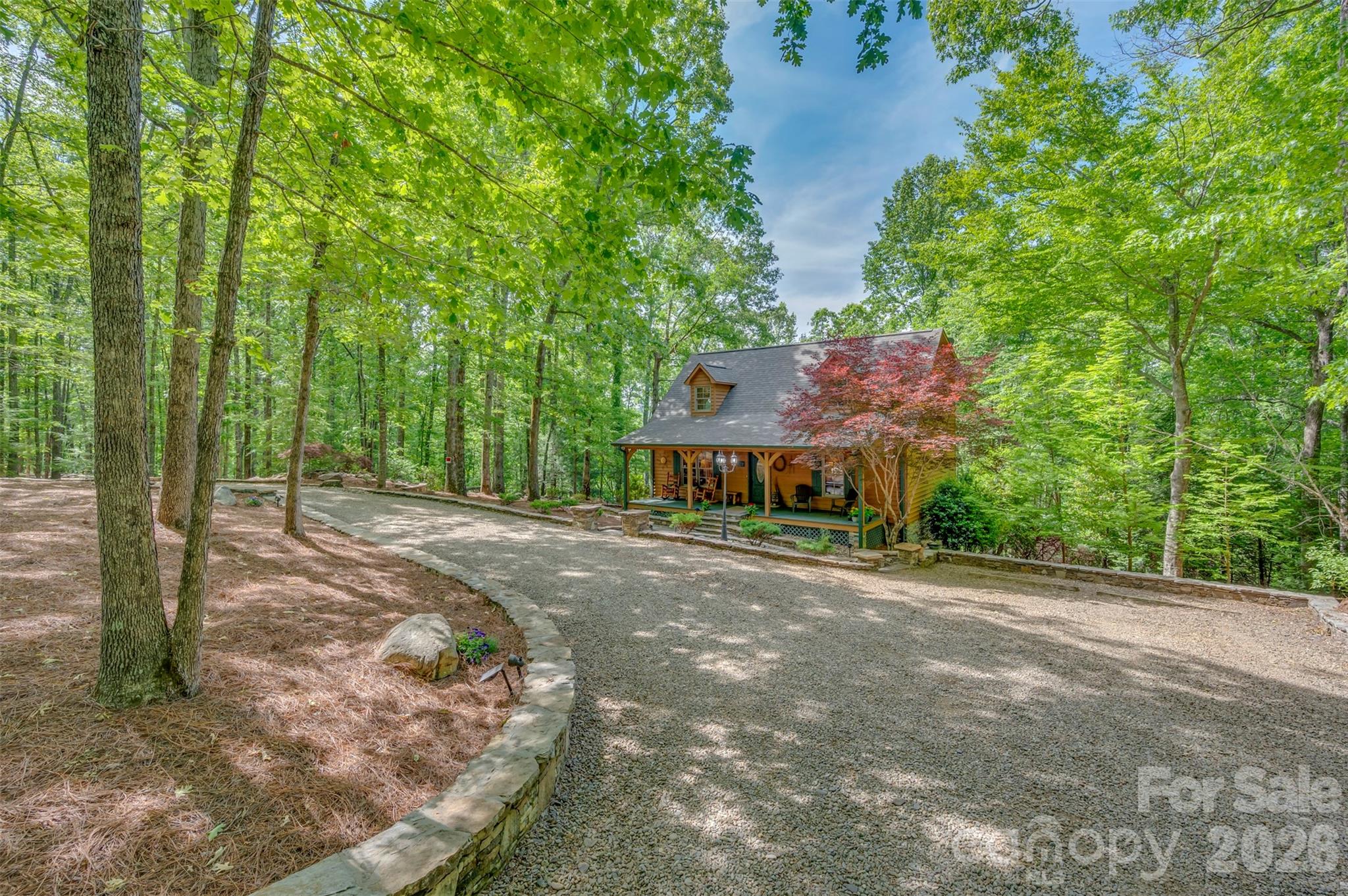 512 Indian Forest Drive