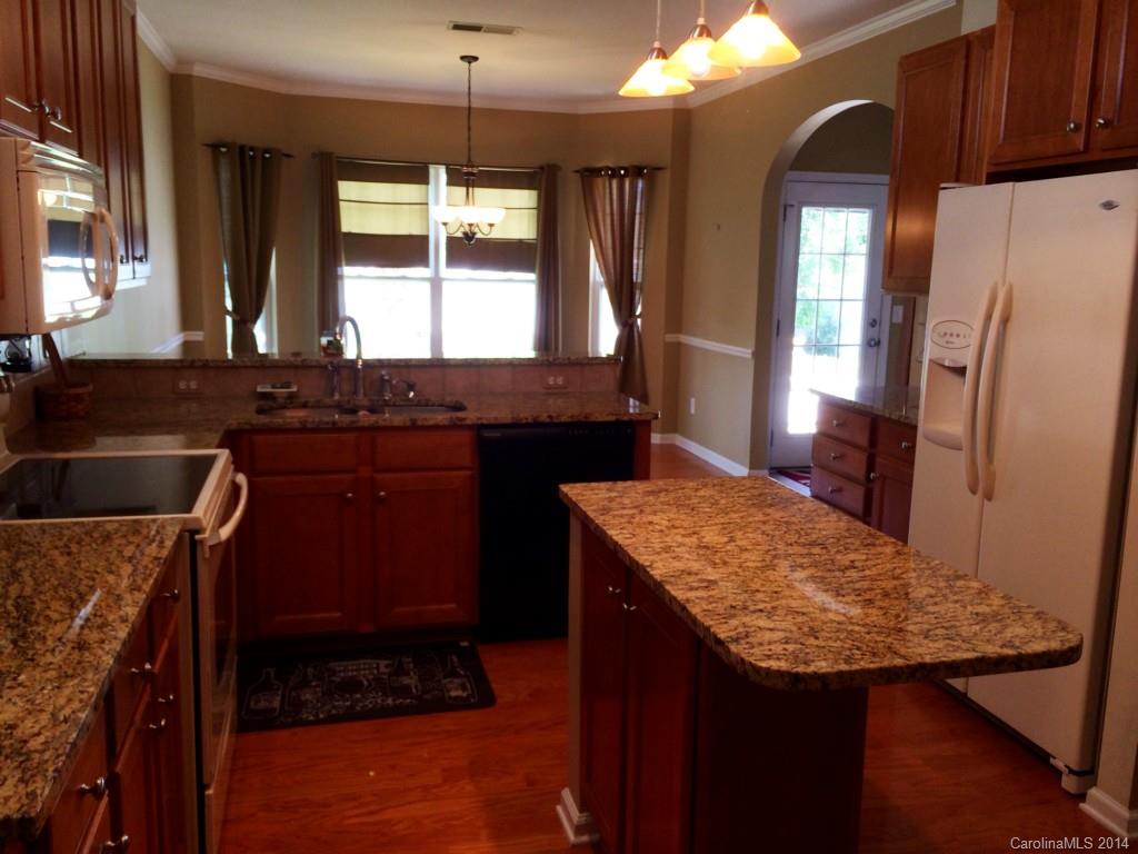 Ridge Pointe - Residential