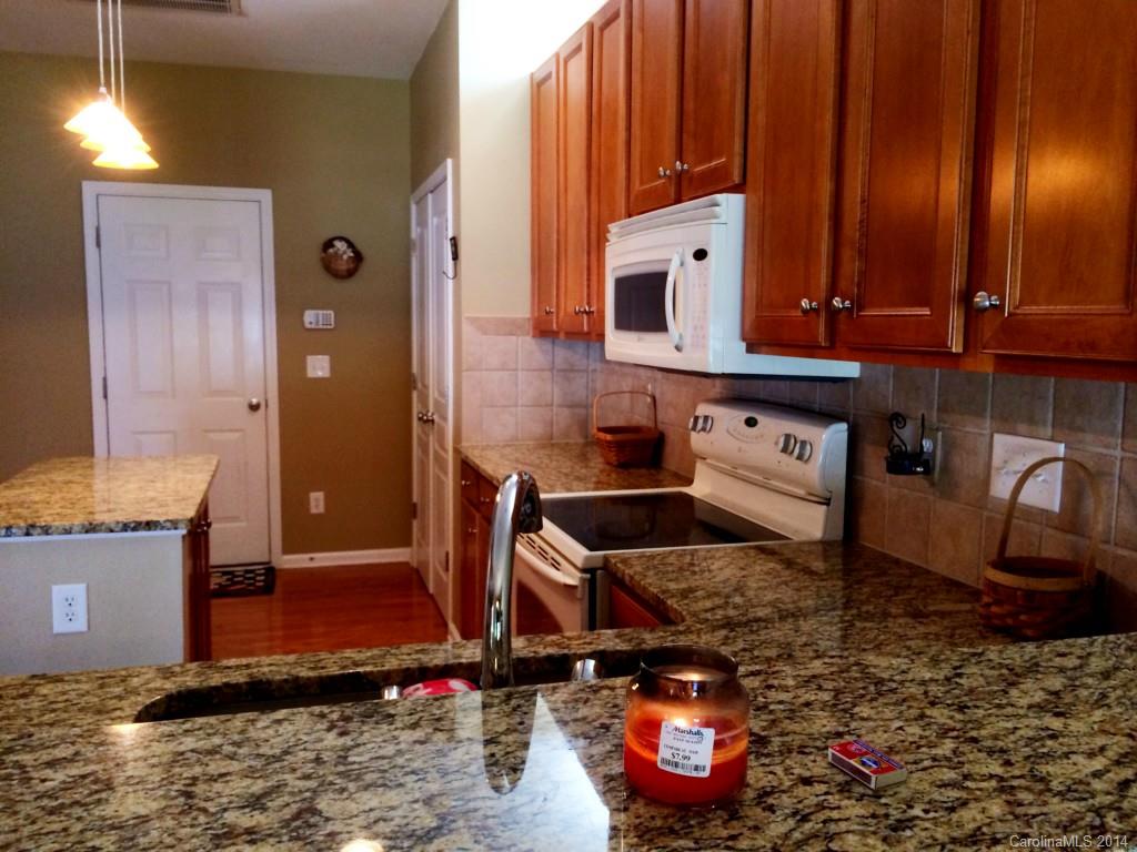 Ridge Pointe - Residential