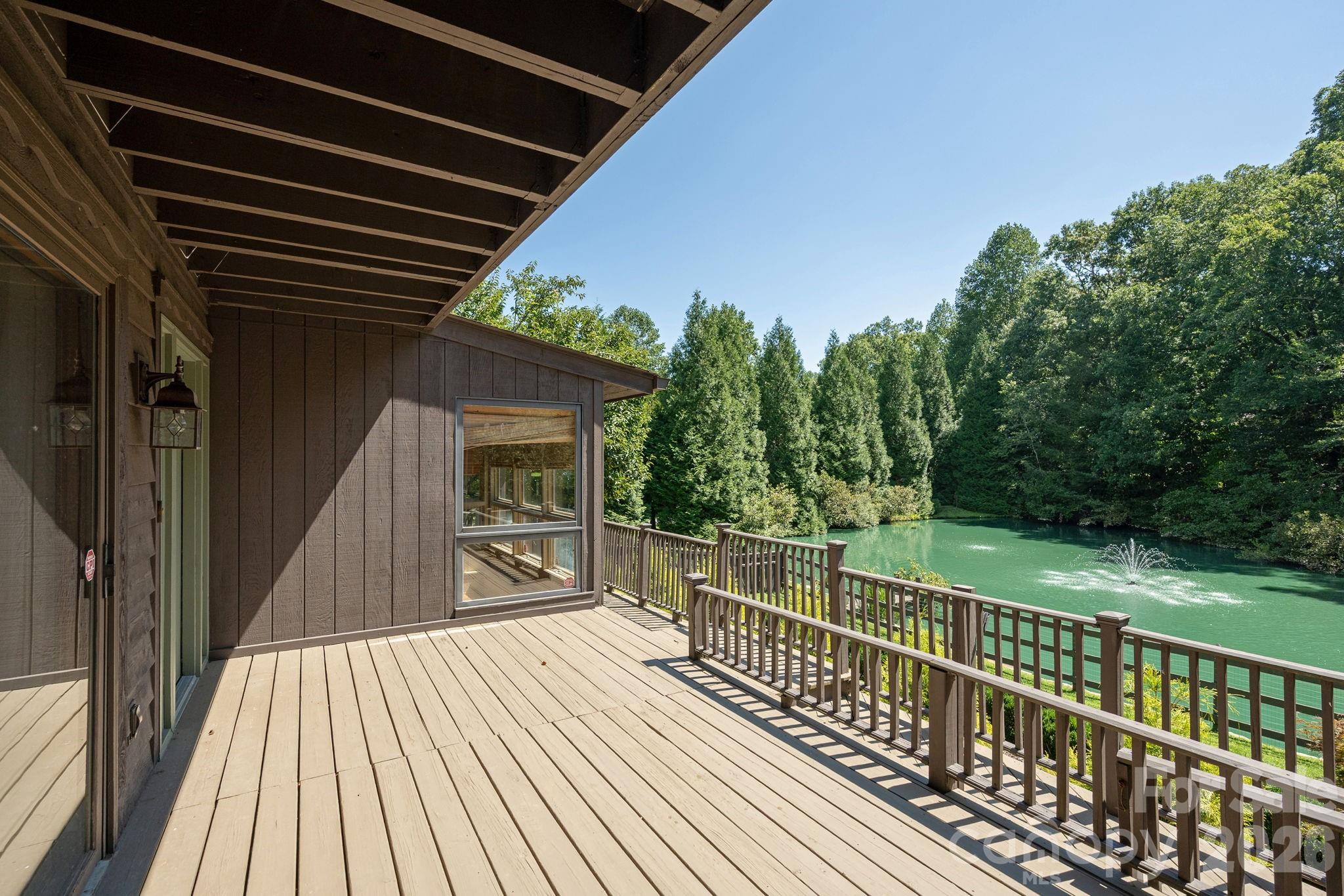 20 Spring Lake Drive