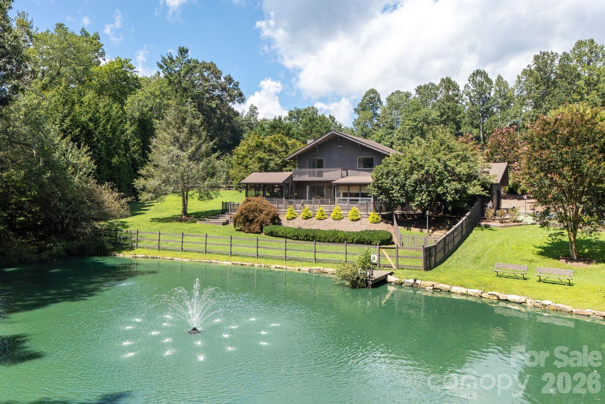 20 Spring Lake Drive