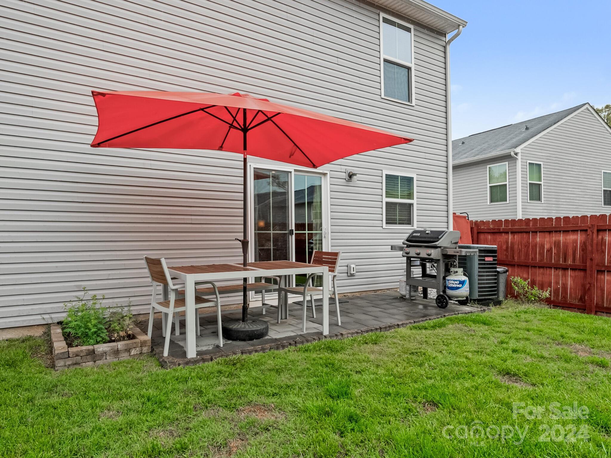 Independence Woods - Residential