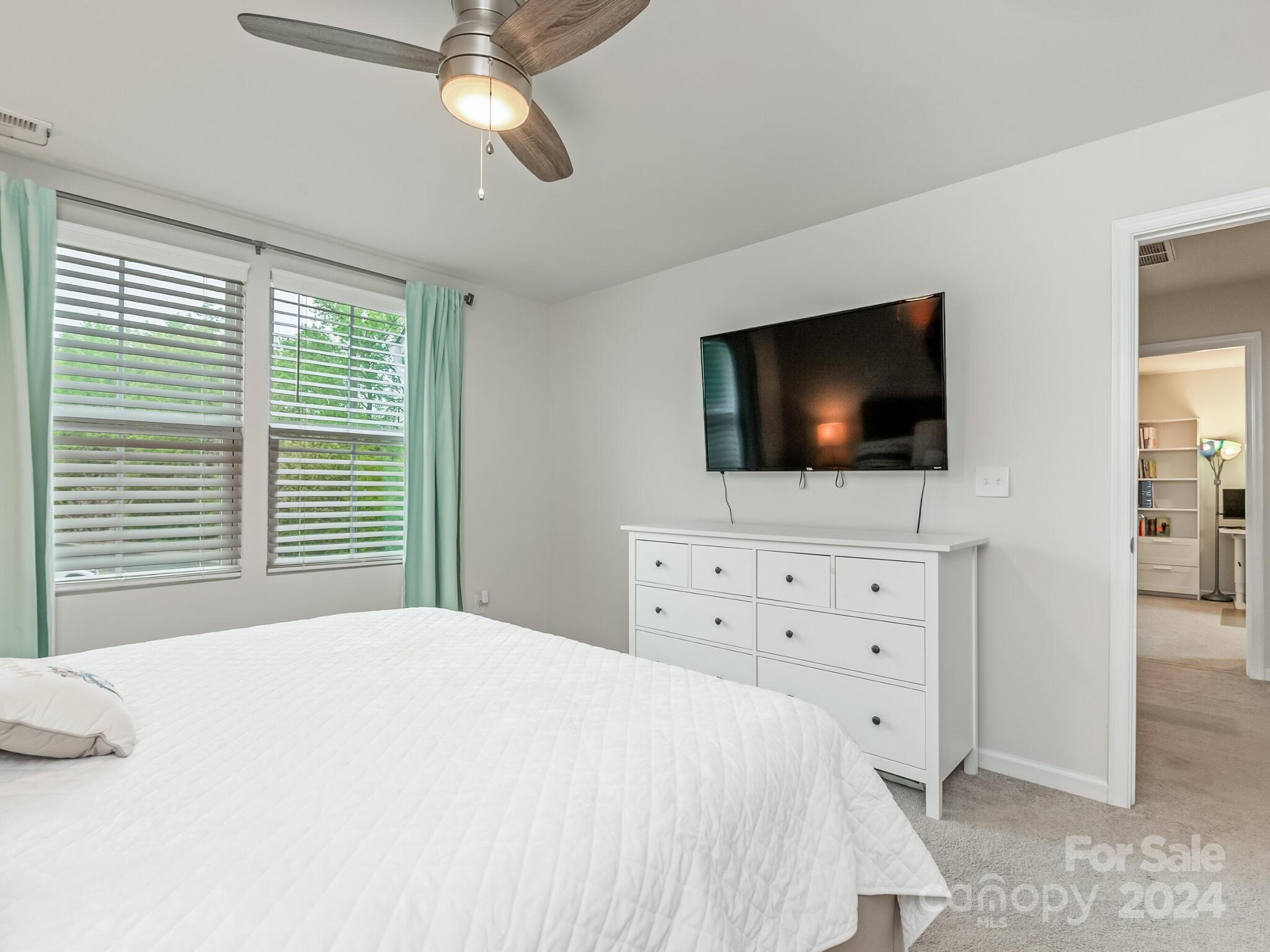 Independence Woods - Residential