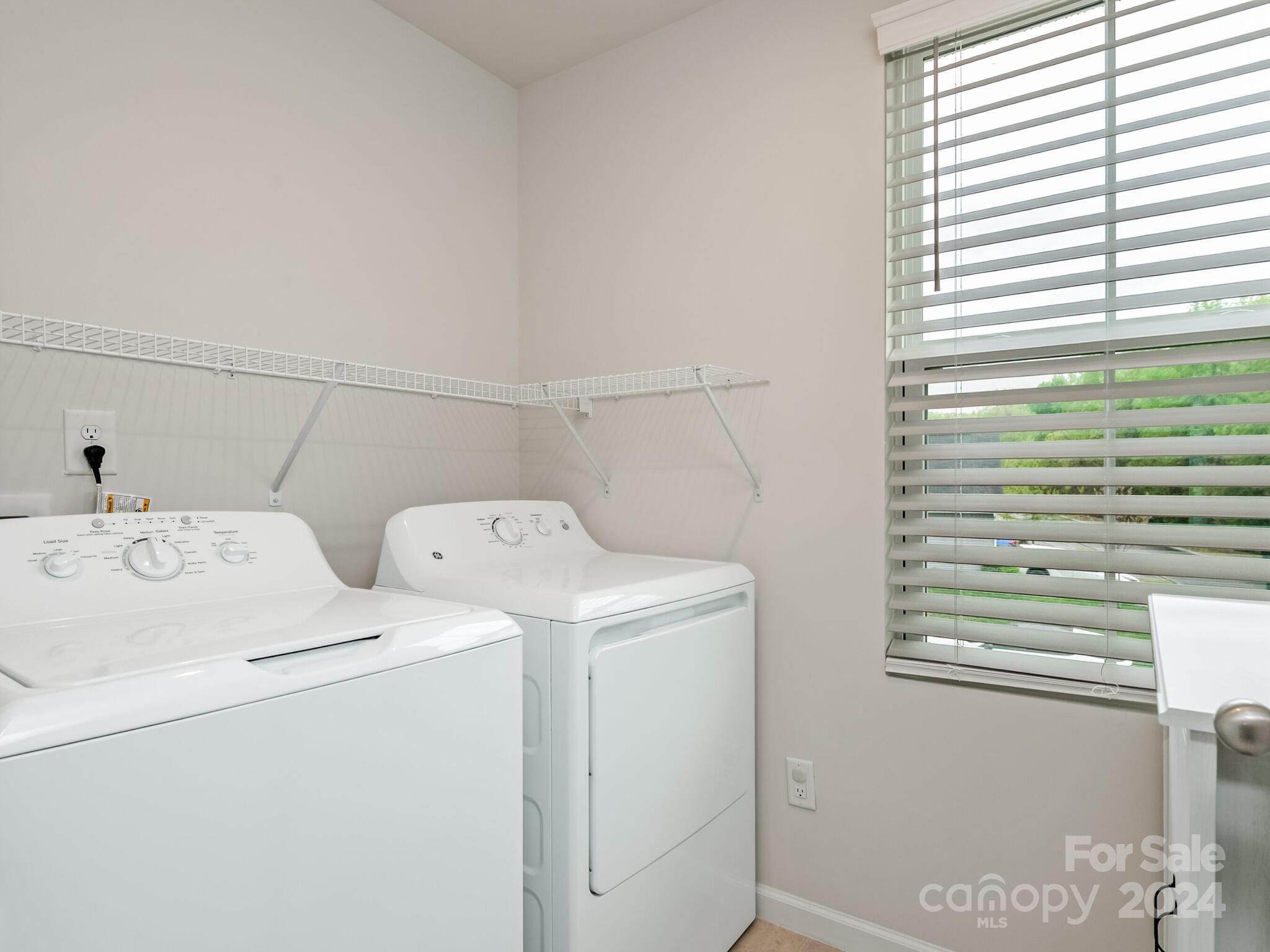 Independence Woods - Residential